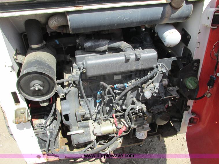 image for item I3981 2005 Bobcat T190 track skid steer