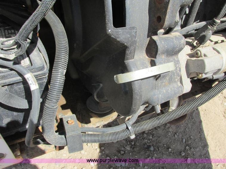 image for item I3981 2005 Bobcat T190 track skid steer