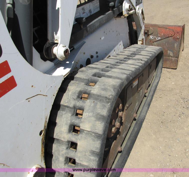 image for item I3981 2005 Bobcat T190 track skid steer