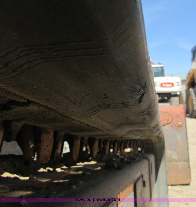 image for item I3981 2005 Bobcat T190 track skid steer