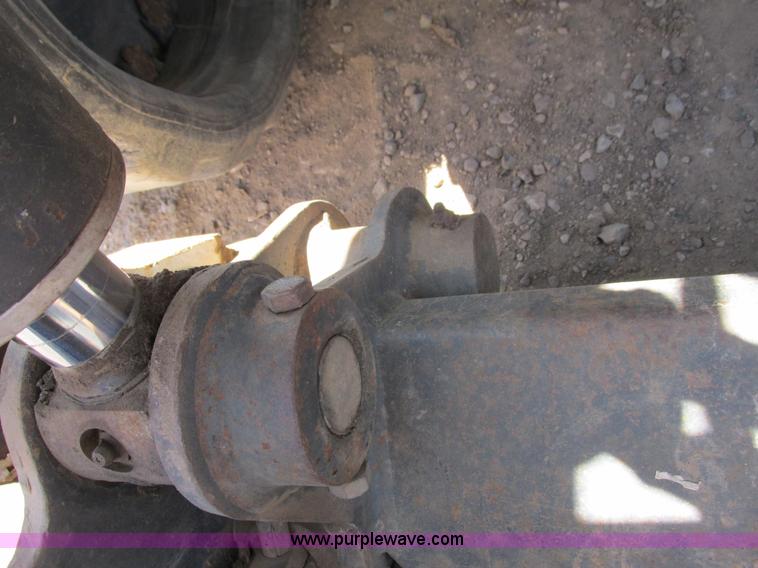 image for item I3981 2005 Bobcat T190 track skid steer