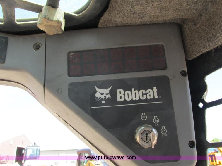 image for item I3981 2005 Bobcat T190 track skid steer