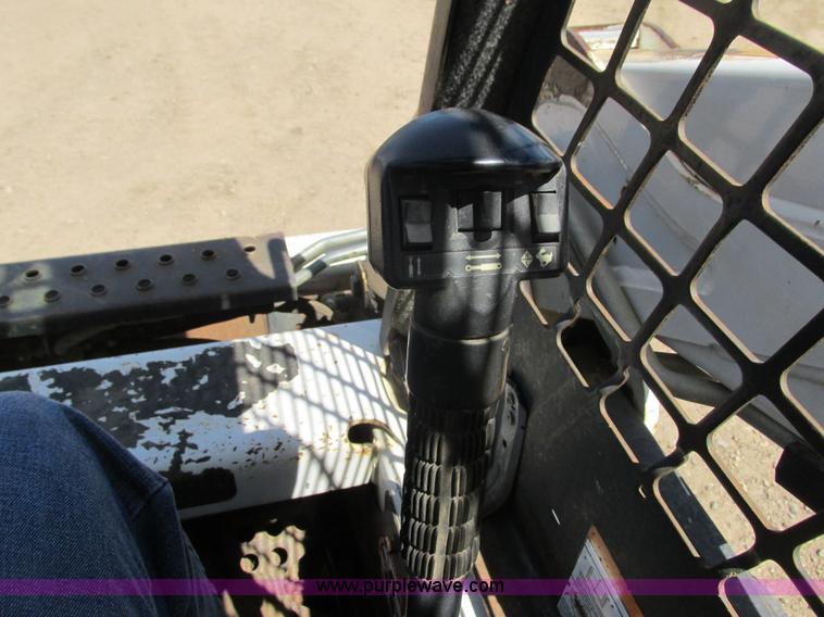 image for item I3981 2005 Bobcat T190 track skid steer