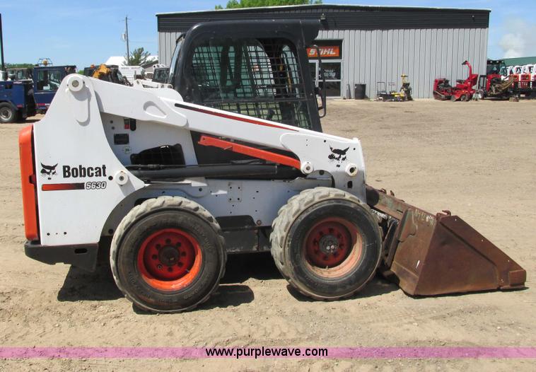 image for item I3982 2011 Bobcat S630 skid steer