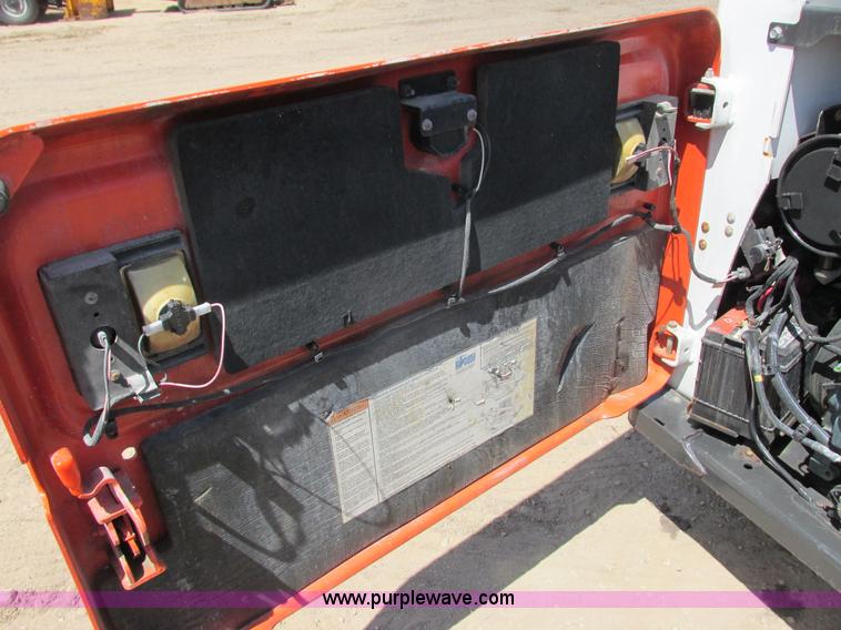 image for item I3982 2011 Bobcat S630 skid steer