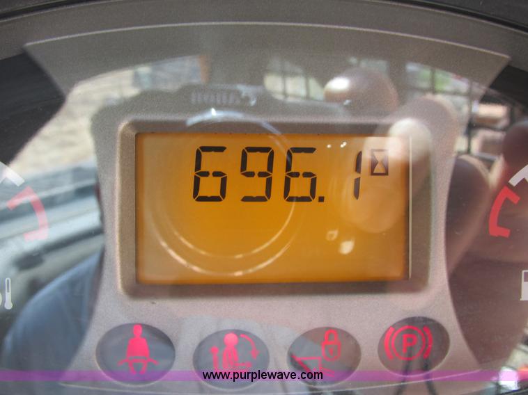 image for item I3982 2011 Bobcat S630 skid steer