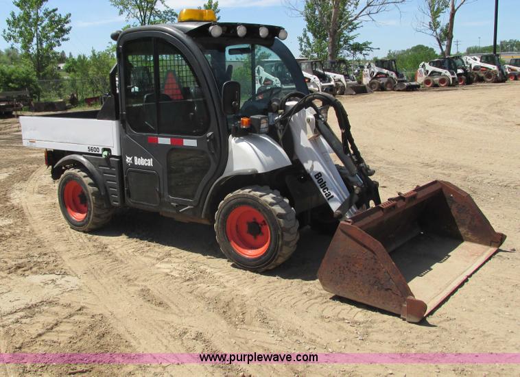 image for item I3983 2004 Bobcat Toolcat 5600 utility work machine