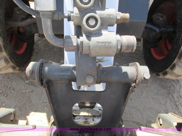 image for item I3983 2004 Bobcat Toolcat 5600 utility work machine