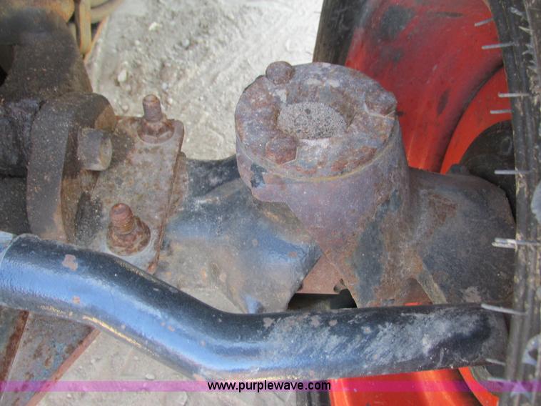 image for item I3983 2004 Bobcat Toolcat 5600 utility work machine