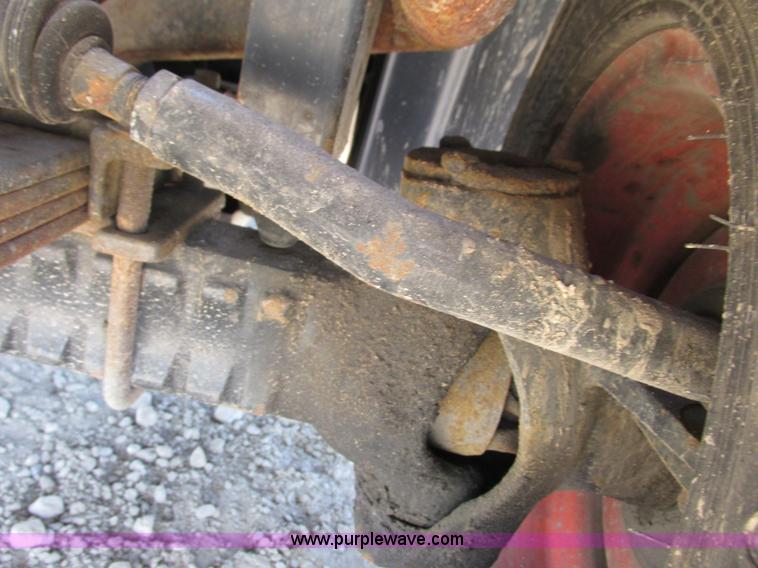 image for item I3983 2004 Bobcat Toolcat 5600 utility work machine