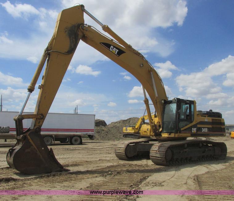 image for item A8688 2004 Caterpillar 345B L excavator