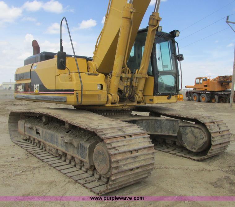 image for item A8688 2004 Caterpillar 345B L excavator
