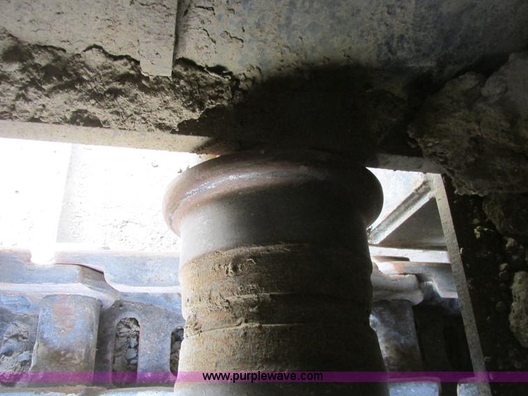 image for item A8688 2004 Caterpillar 345B L excavator