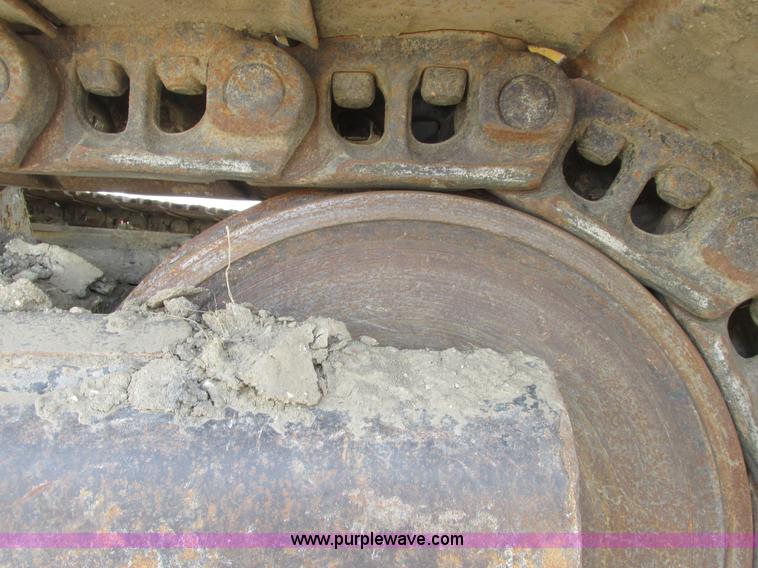 image for item A8688 2004 Caterpillar 345B L excavator