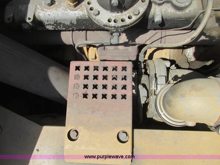 image for item A8688 2004 Caterpillar 345B L excavator