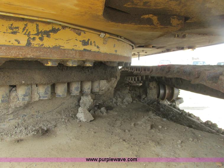 image for item A8688 2004 Caterpillar 345B L excavator