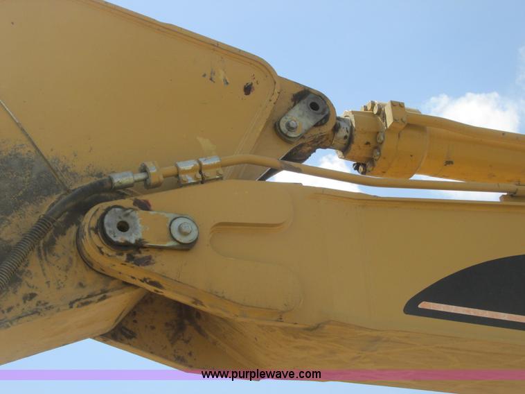 image for item A8688 2004 Caterpillar 345B L excavator