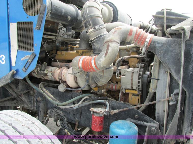 image for item AN9051 1999 Kenworth T800 dump truck