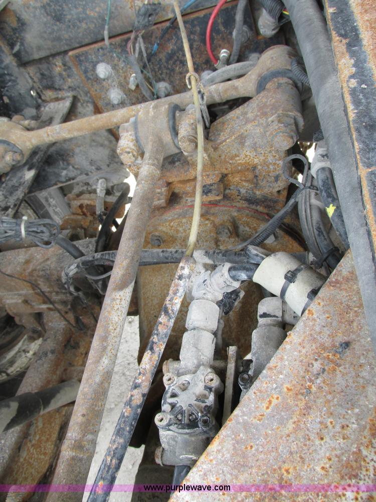 image for item AN9051 1999 Kenworth T800 dump truck