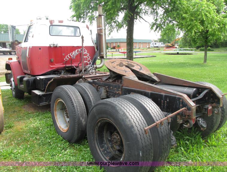 image for item AN9056 1981 GMC Brigadier semi truck