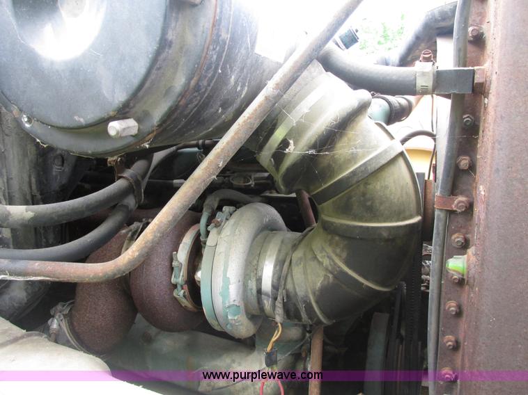 image for item AN9056 1981 GMC Brigadier semi truck