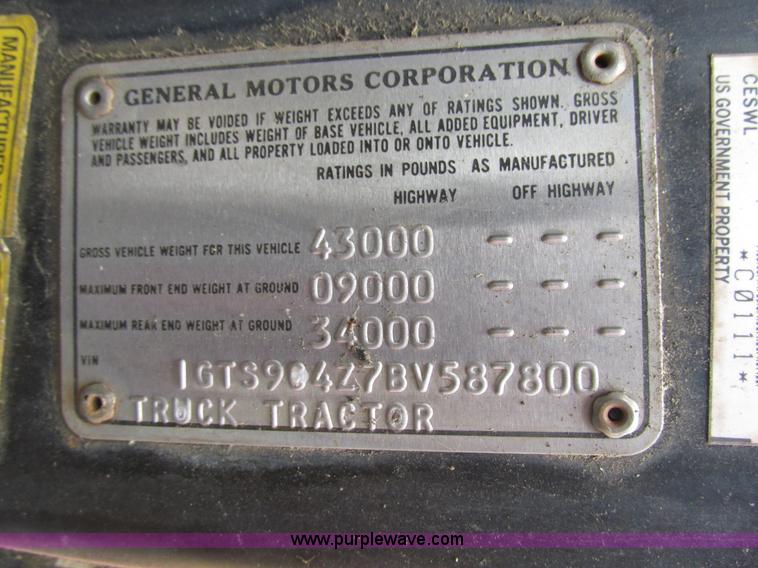 image for item AN9056 1981 GMC Brigadier semi truck