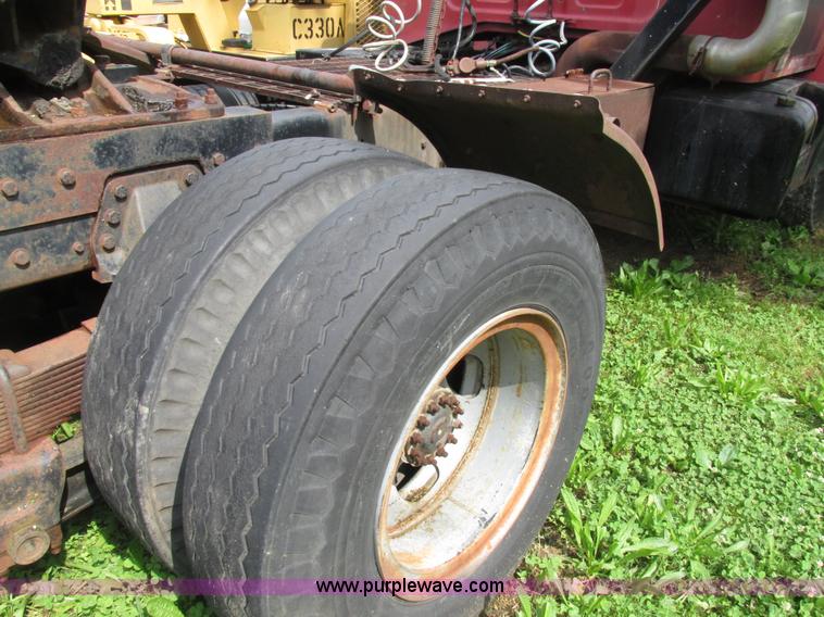 image for item AN9056 1981 GMC Brigadier semi truck