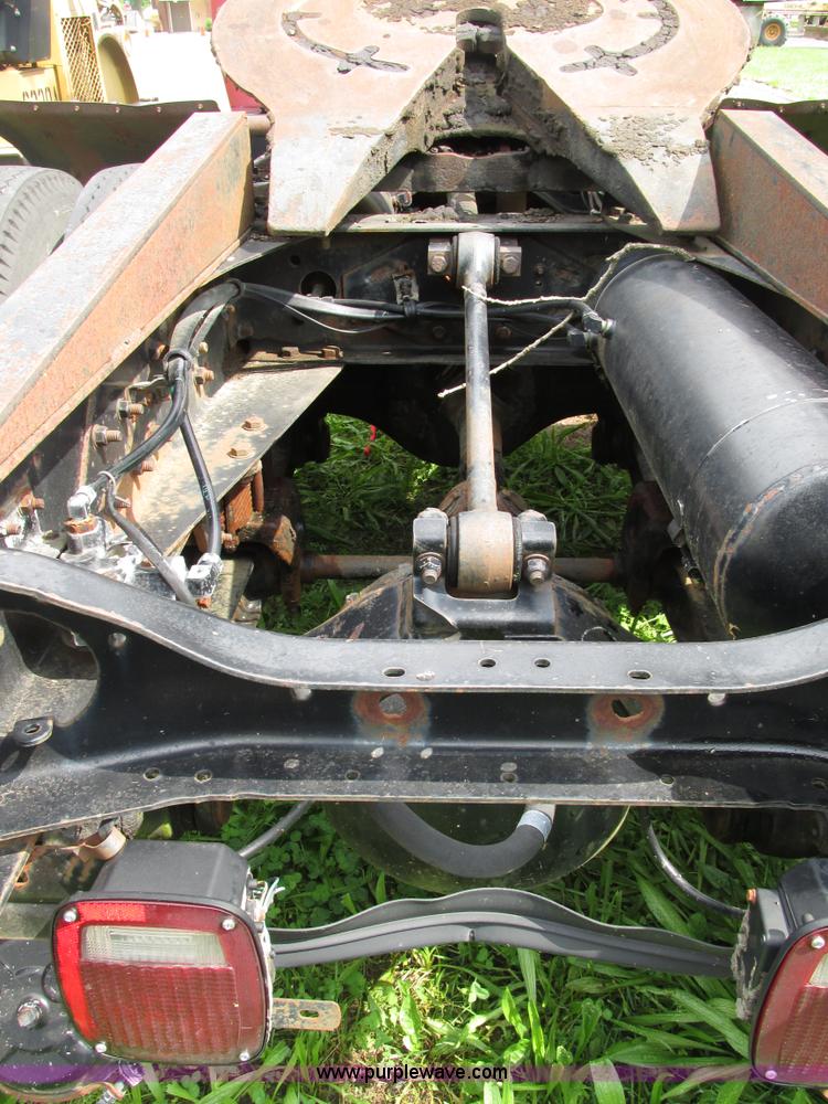 image for item AN9056 1981 GMC Brigadier semi truck