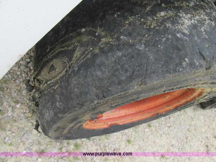 image for item AN9057 2004 Bobcat 463 skid steer