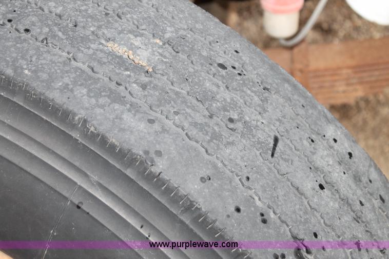 image for item C3871 1980 GMC roll back truck