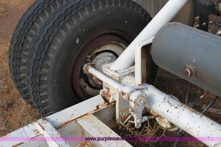 image for item C3872 1988 shop built tank trailer