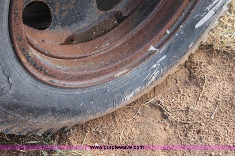 image for item C3872 1988 shop built tank trailer