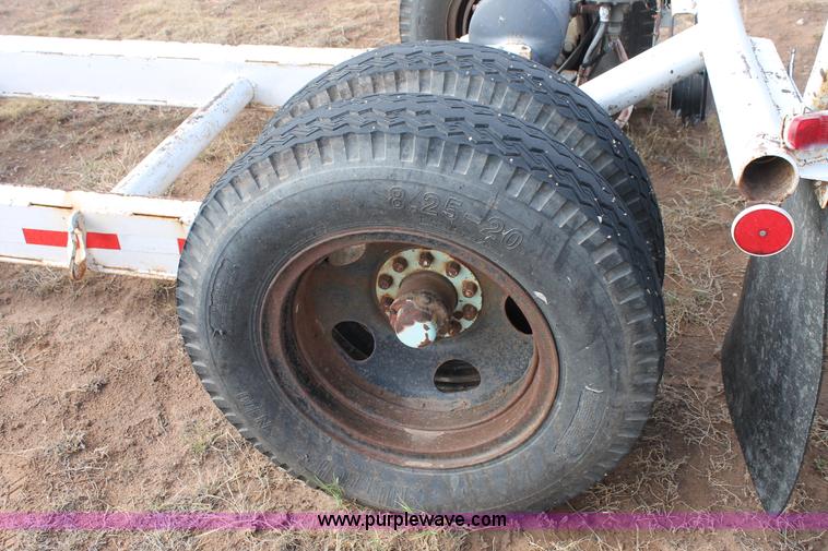 image for item C3872 1988 shop built tank trailer