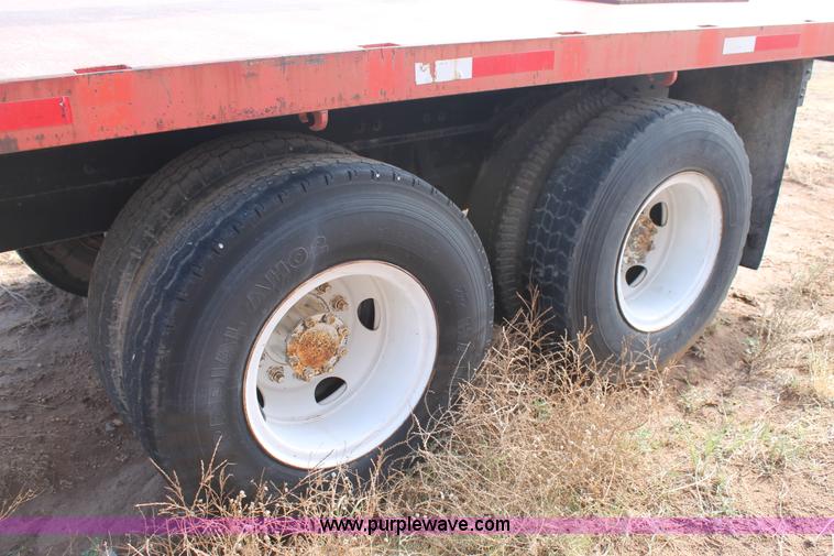 image for item C3873 1972 Mack conveyor lift truck