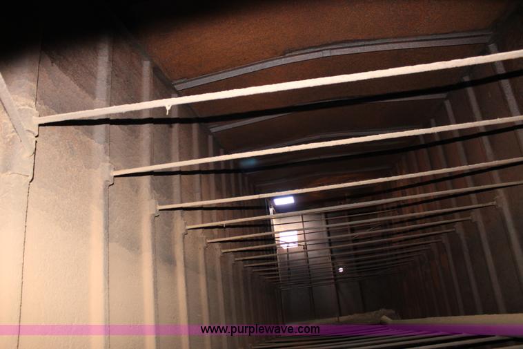 image for item C3875 Steel frac tank