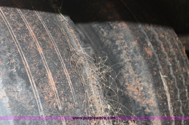 image for item C3883 1984 Landoll drop deck trailer