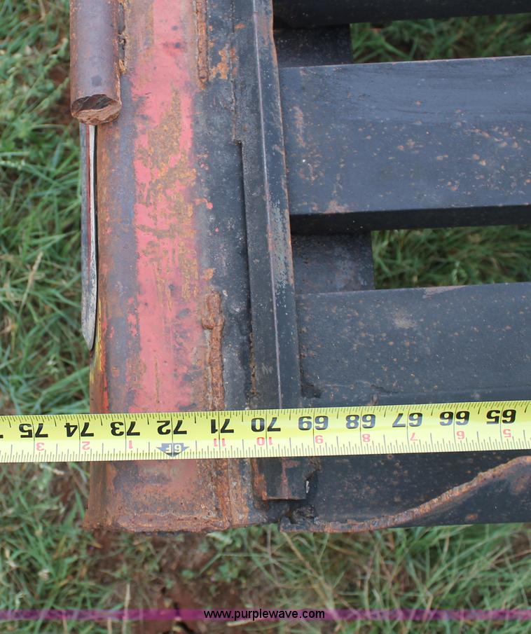 image for item C3883 1984 Landoll drop deck trailer