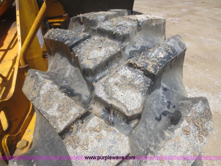 image for item D2070 1995 JCB 409 wheel loader