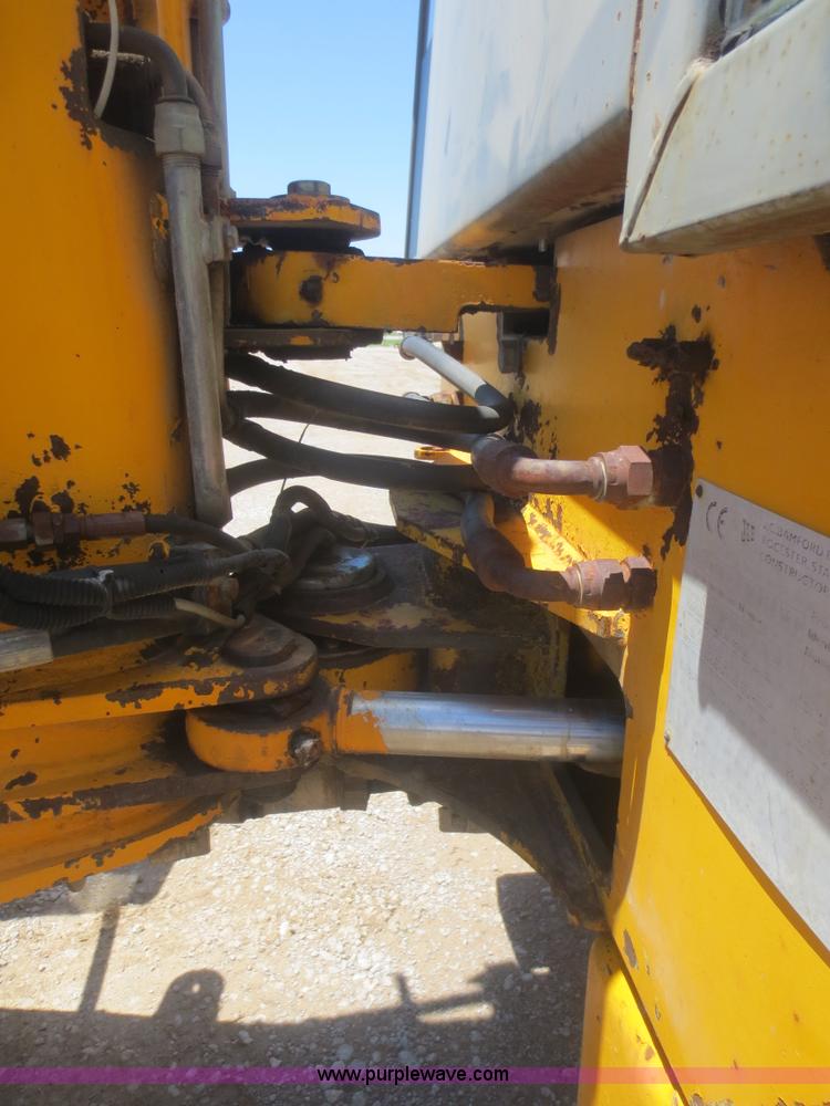 image for item D2070 1995 JCB 409 wheel loader