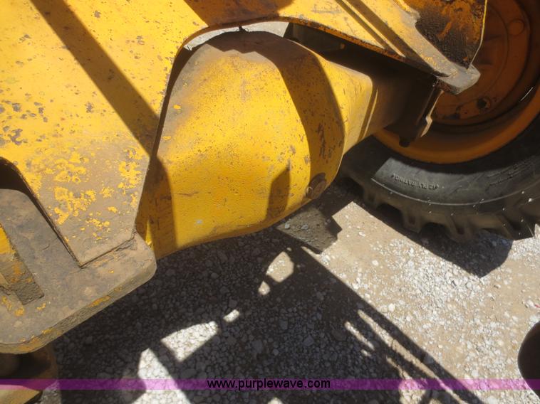 image for item D2070 1995 JCB 409 wheel loader