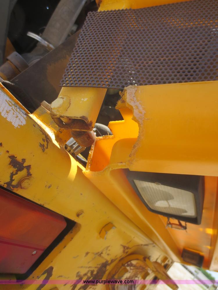 image for item D2070 1995 JCB 409 wheel loader