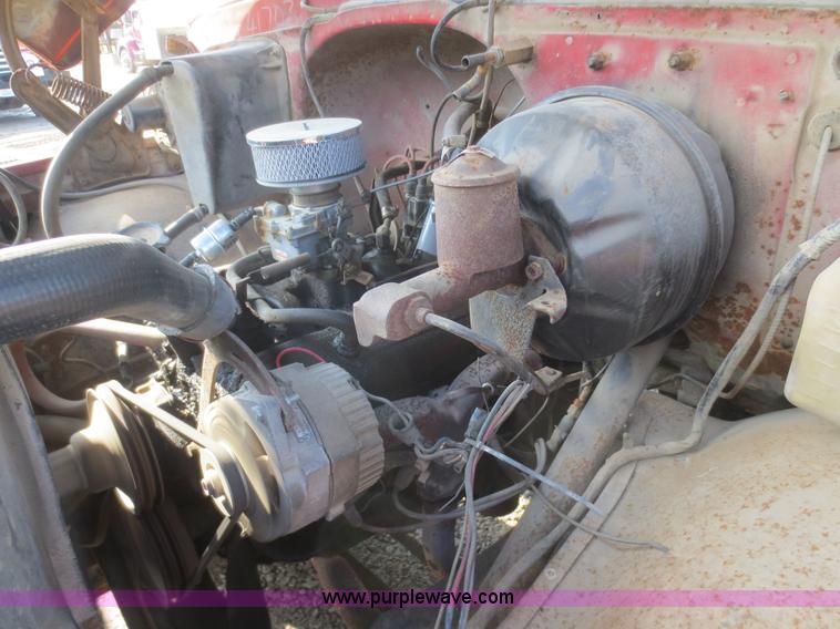 image for item D2075 1968 Chevrolet C40 flatbed truck