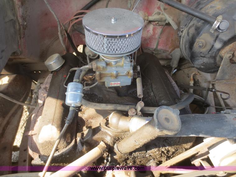 image for item D2075 1968 Chevrolet C40 flatbed truck