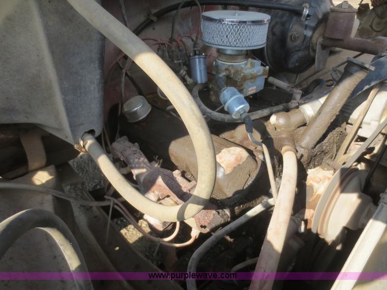 image for item D2075 1968 Chevrolet C40 flatbed truck