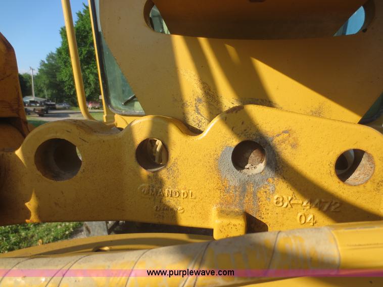 image for item D2077 1997 Caterpillar 120H articulated motor grader