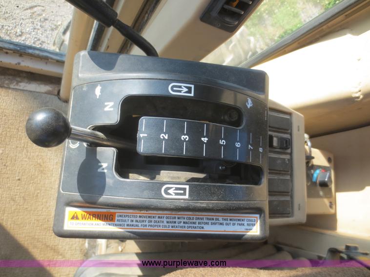 image for item D2077 1997 Caterpillar 120H articulated motor grader