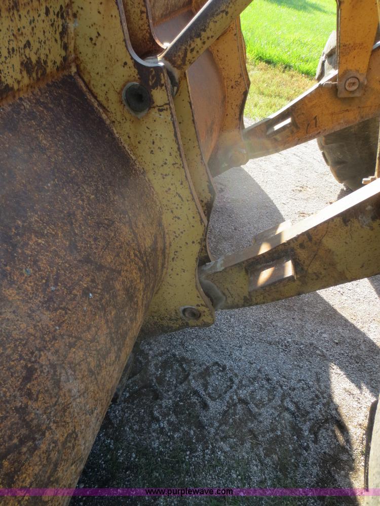 image for item D2078 1980 Caterpillar 950 articulated wheel loader