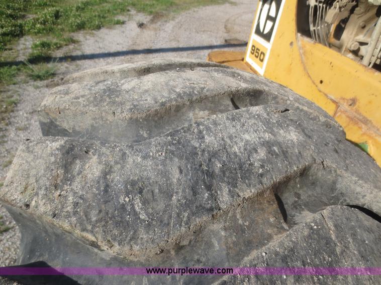 image for item D2078 1980 Caterpillar 950 articulated wheel loader