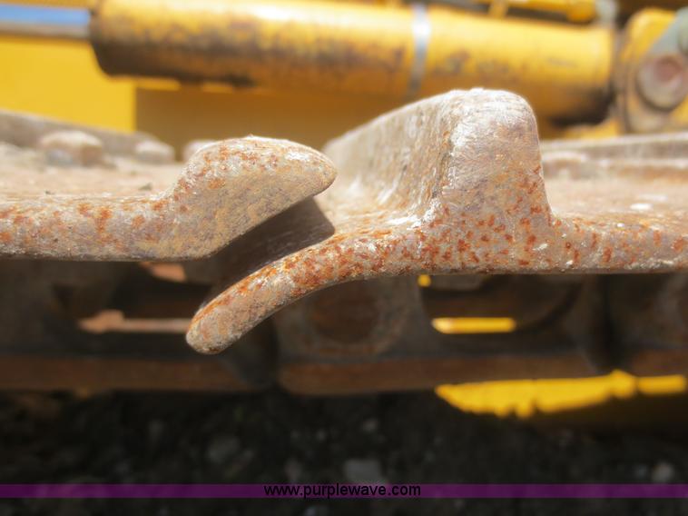 image for item D2080 2003 John Deere 450H LT Series dozer