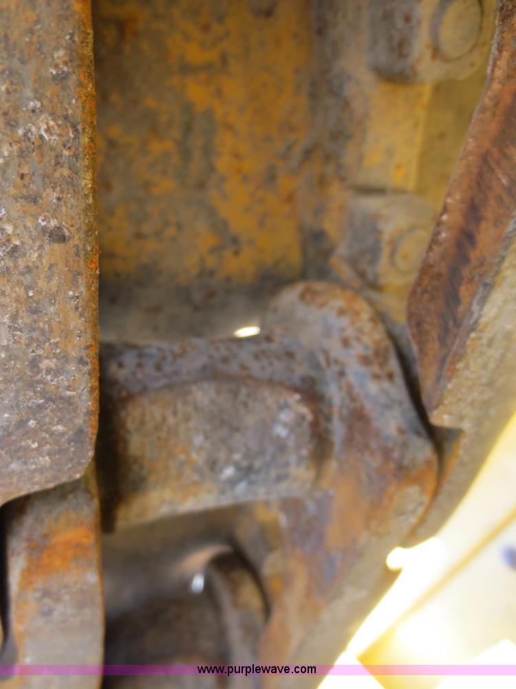 image for item D2080 2003 John Deere 450H LT Series dozer